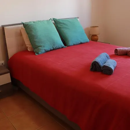 Fantastic With Pool Access