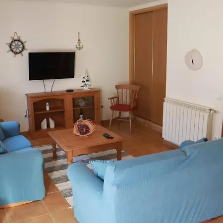 Fantastic With Pool Access