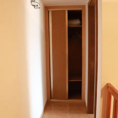 Fantastic With Pool Access Lejlighed