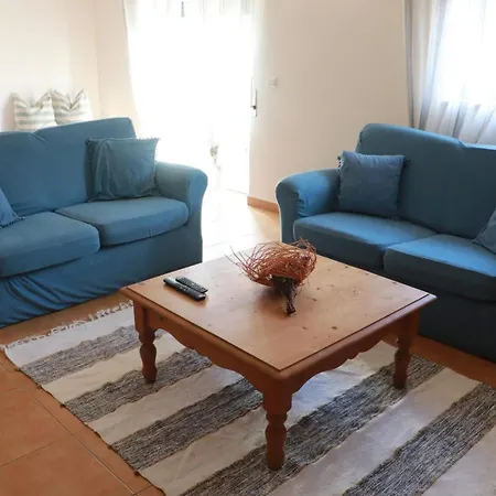 Fantastic With Pool Access