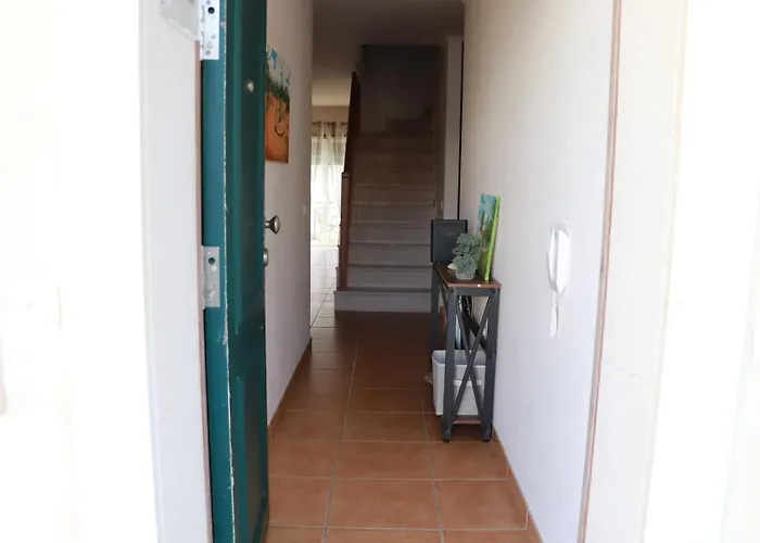 Fantastic With Pool Access