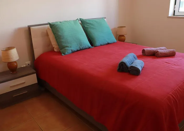 Fantastic With Pool Access