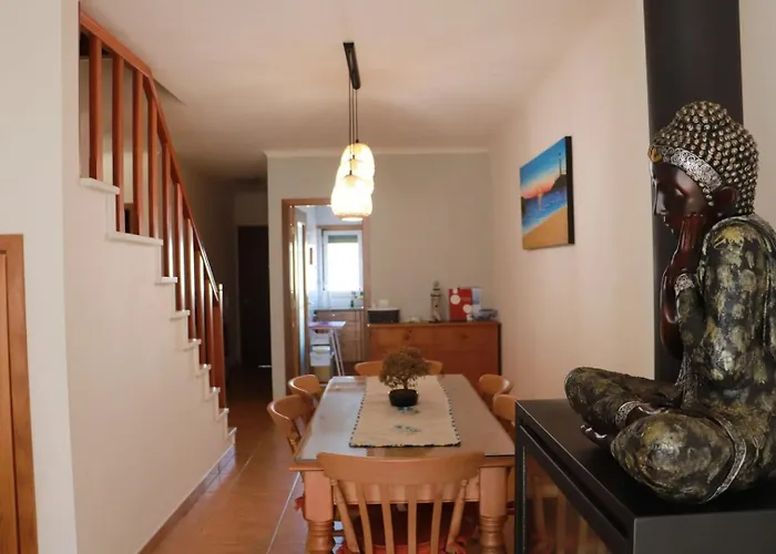 Fantastic With Pool Access شقة